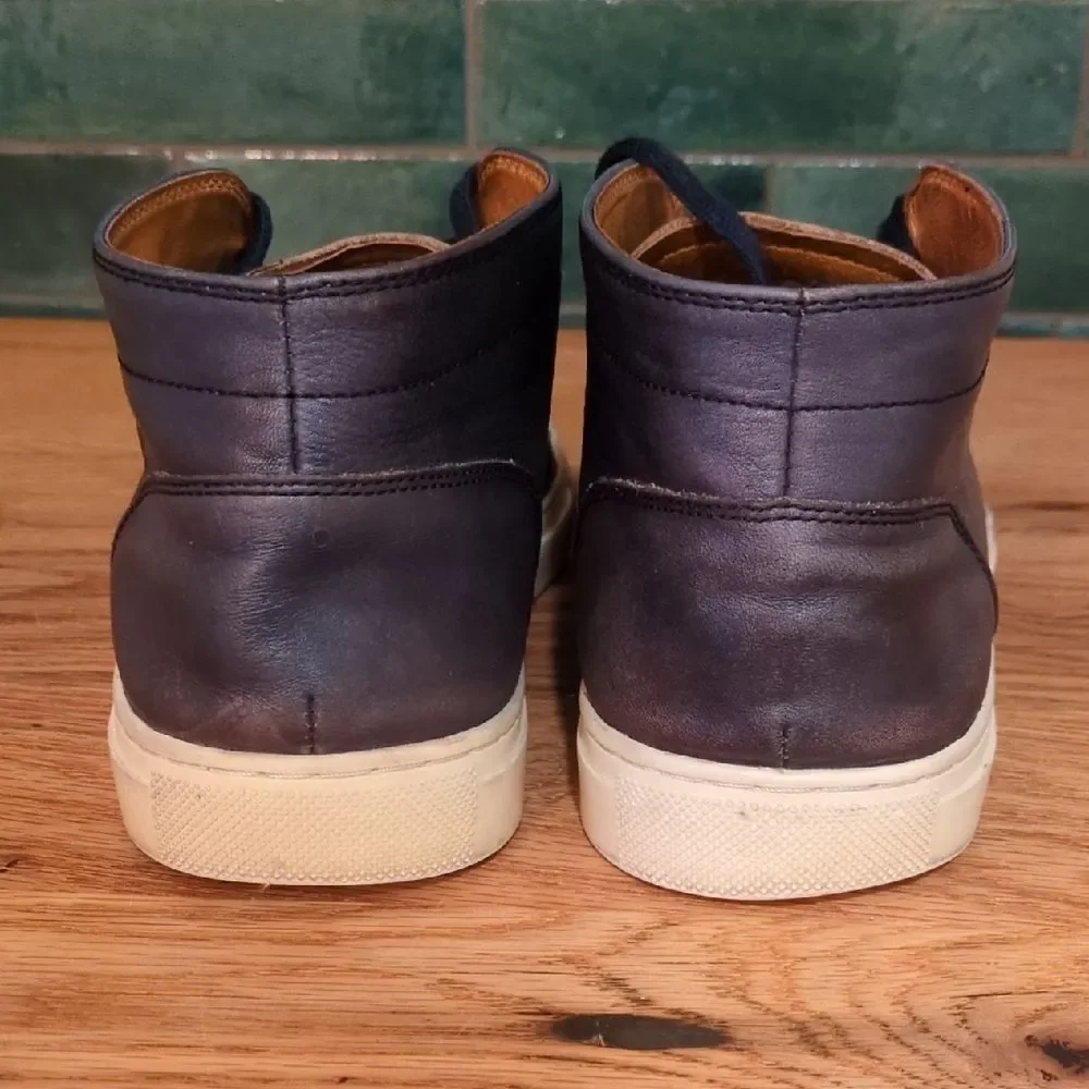 Blake McKay Men's Size 10 Navy Leather Chukka Boots Casual Lace-Up